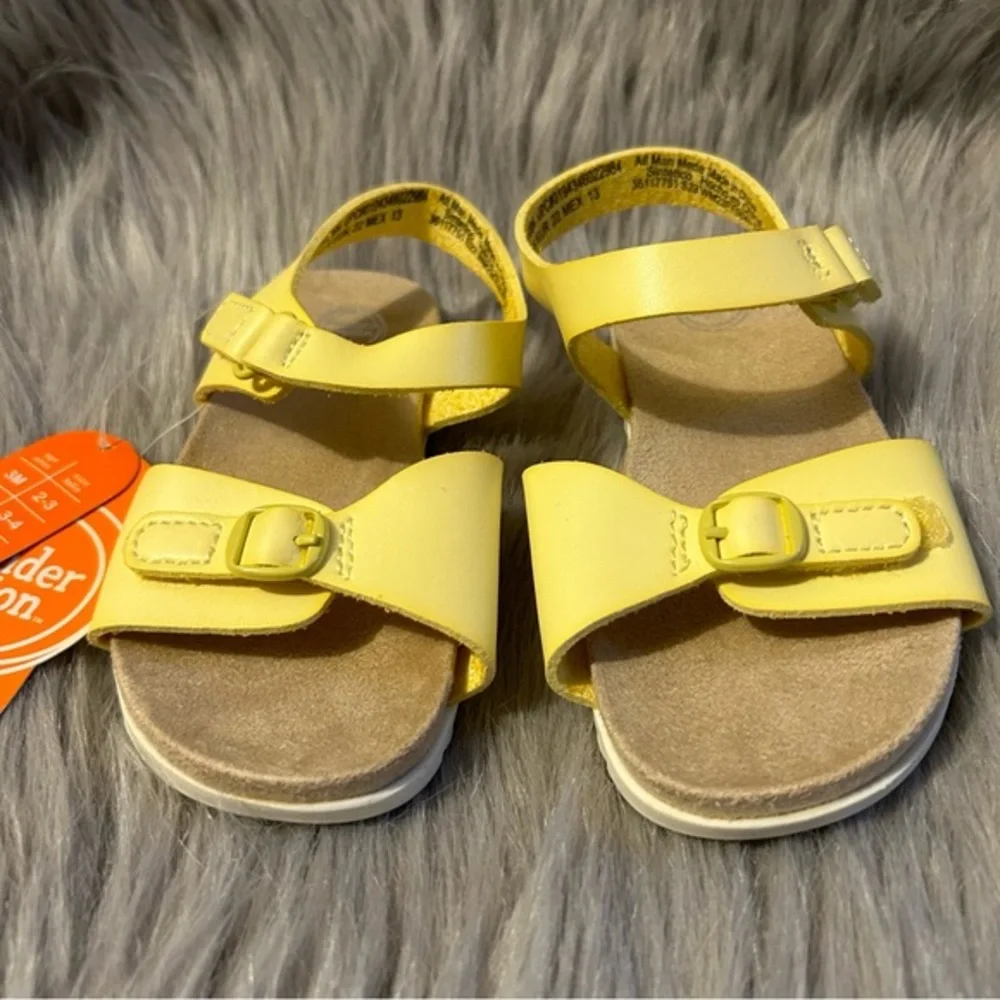 Wonder Nation Yellow Sandals Baby Girls Size 6‎ Adjustable Lightweight Shoes
